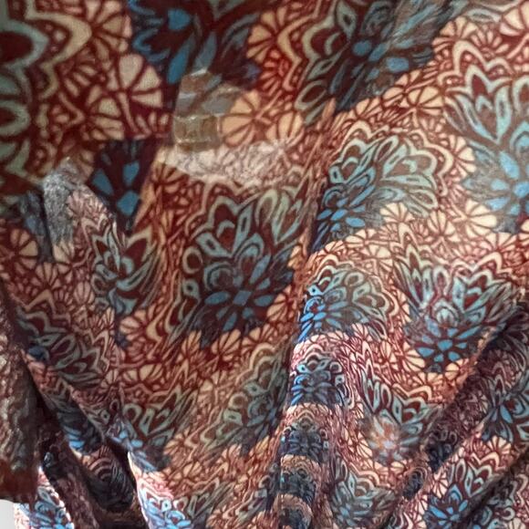 CAbi Women's Fan Blouse Red, Blue, Ivory, Sleeveless Size Medium Syle # 3620 - Picture 8 of 11